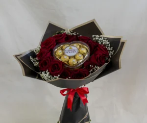 Ramo corazón y bombones
