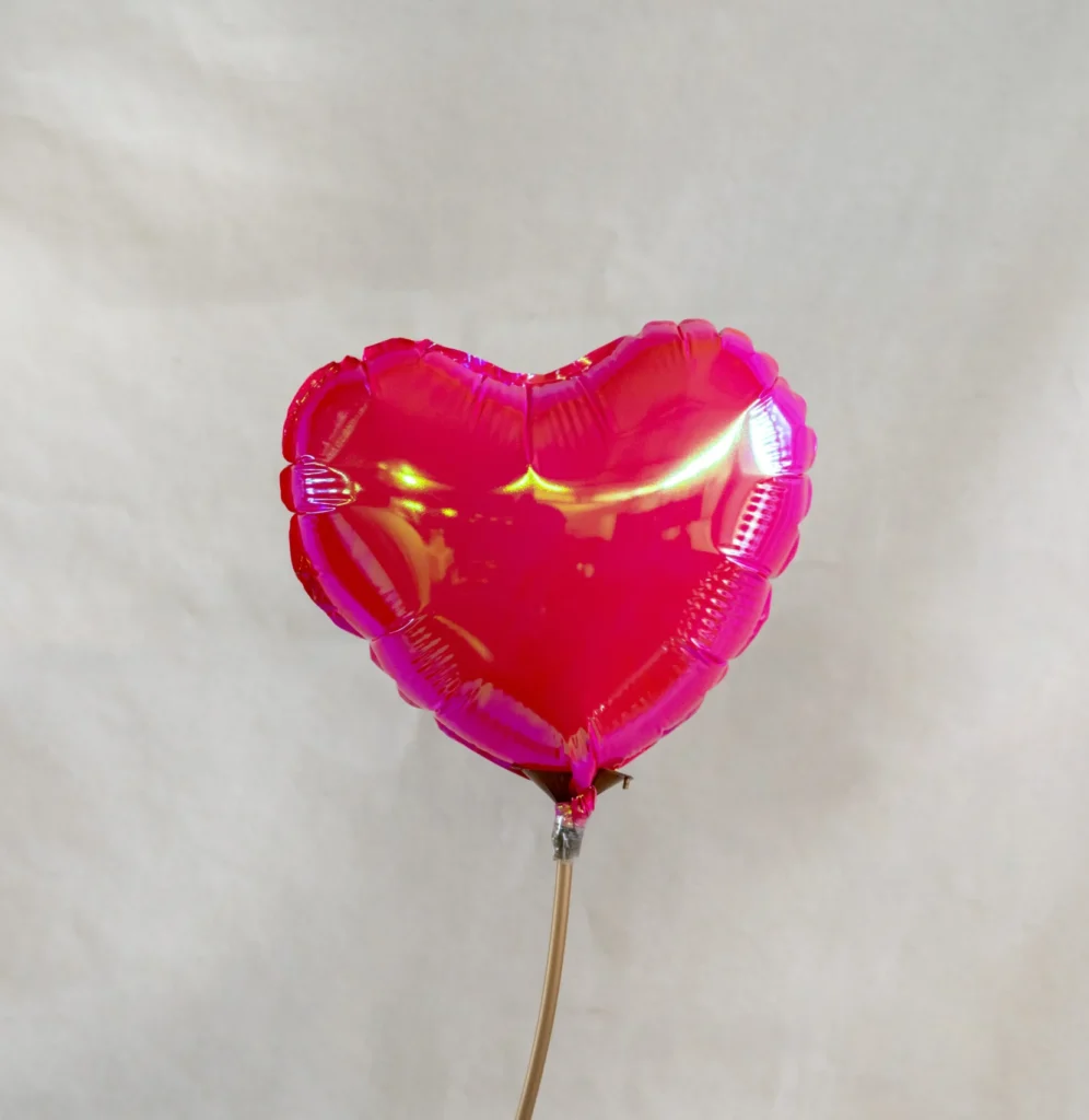 Globo corazón rosado, mediano