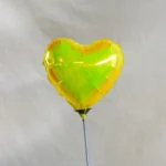 Globo corazón amarillo, mediano